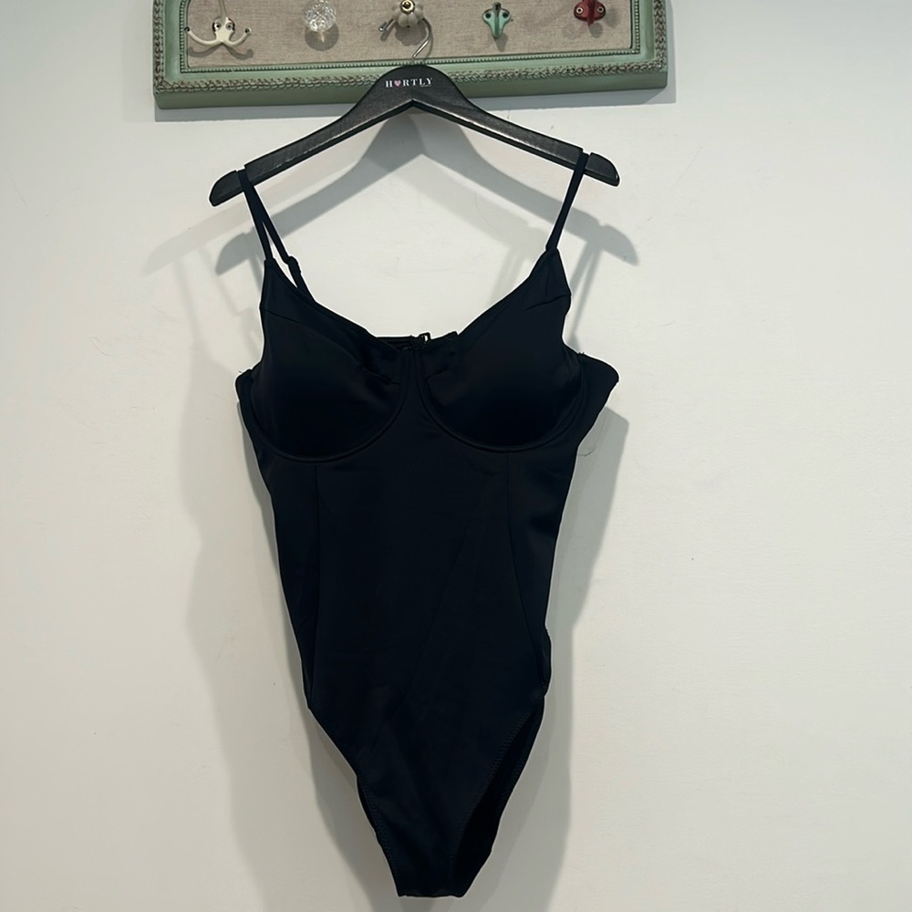 Brand new Good American Plus XXL Scuba Show Off One-Piece Swimsuit black solid